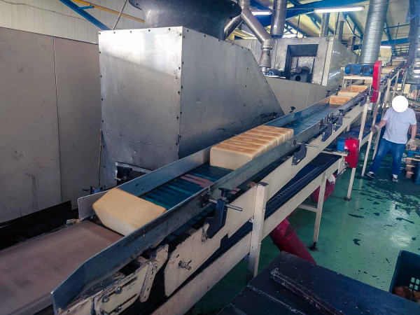 Toast Bread Line Output 2000 pieces / hour